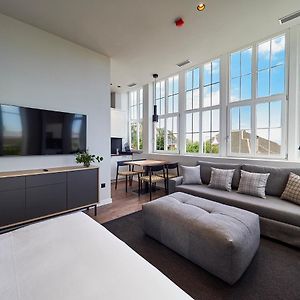 Estudio Deluxe con Cama King